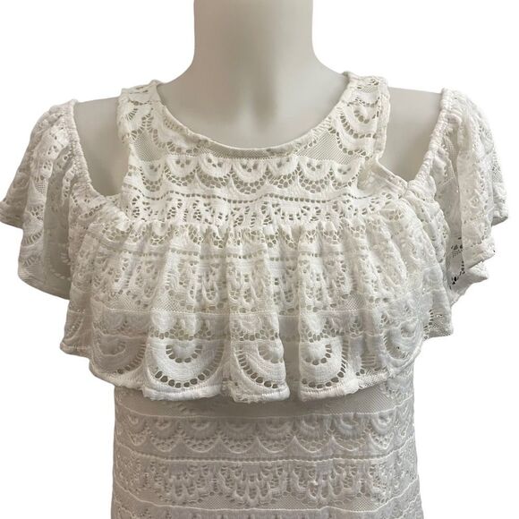 Lilly Pulitzer Lyra Top size XS resort white scalloped stripe lace cold shoulder - Picture 3 of 12